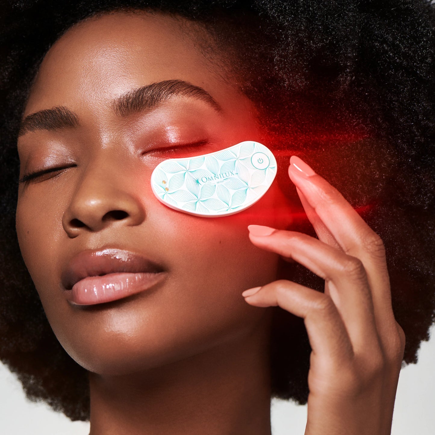 Omnilux™ Eye Brightener